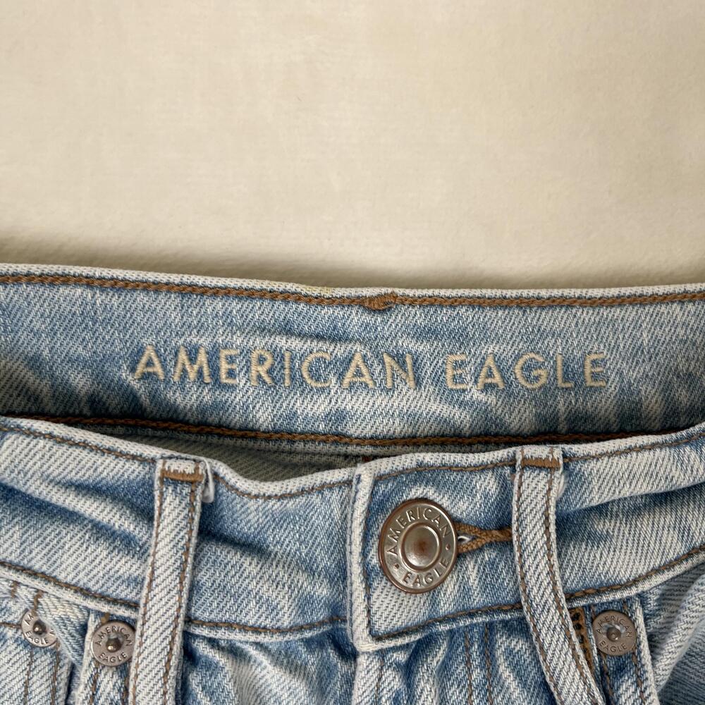 American Eagle 90s High Rise Boyfriend Jeans Womens 4 Blue Distressed Denim - Picture 6 of 12